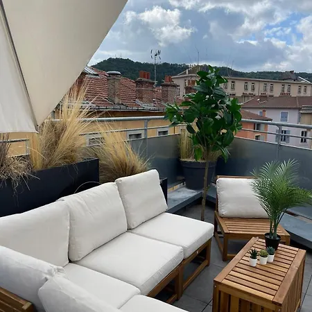 Rooftop D'Exception Au Coeur Du Puy-En-Velay Le Puy-en-Velay Exterior photo